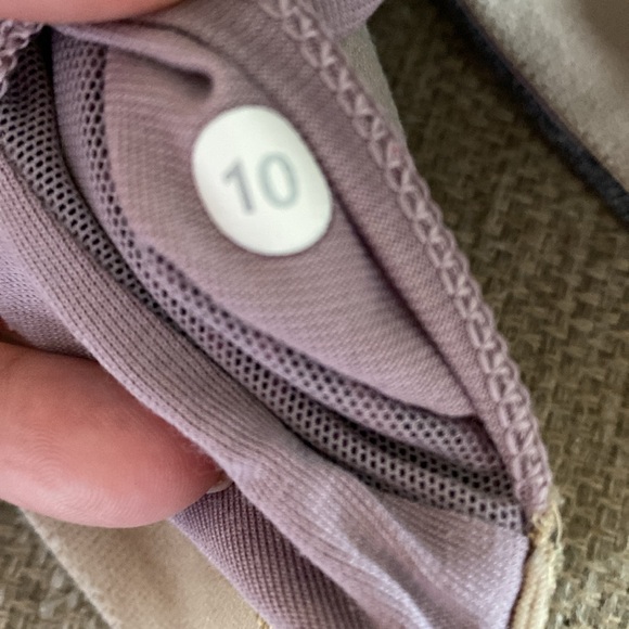 LULULEMON energy bra grey pink stripe wide strap sport 10 - Picture 4 of 4